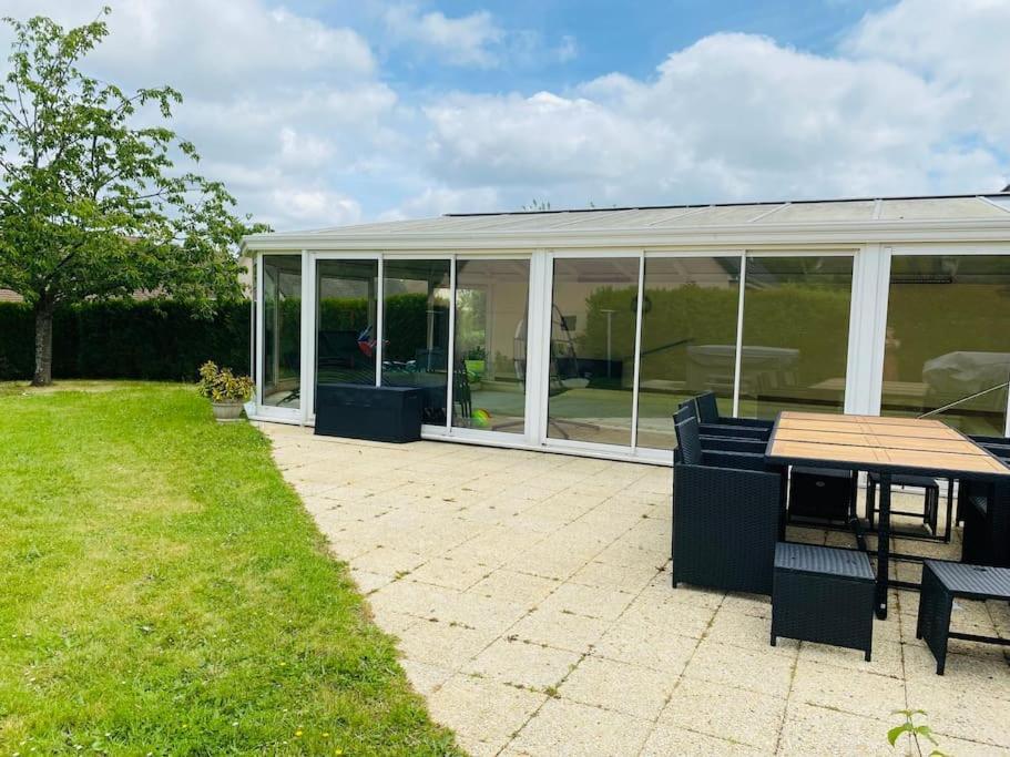 Villa Avec Piscine Chauffee A Moins 1H30 De Paris Saint-Pierre-des-Fleurs Extérieur photo